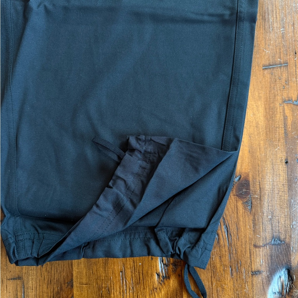 NWT RBX Wome’s Black Athletic Cropped Cargo Pants - Picture 4 of 7